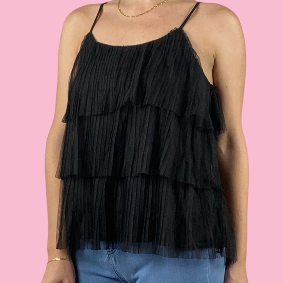 Mesh layered back top - Picture 2 of 4